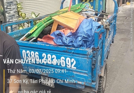 Xe Tải Van Nhỏ Lớn Tại Q12