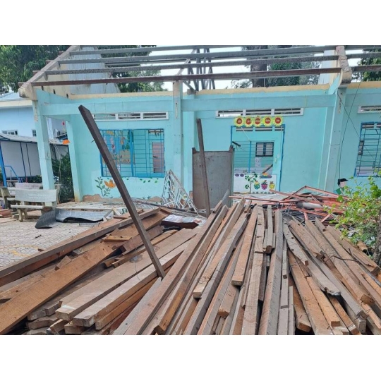 Dịch vụ gom gỗ, xác nhà